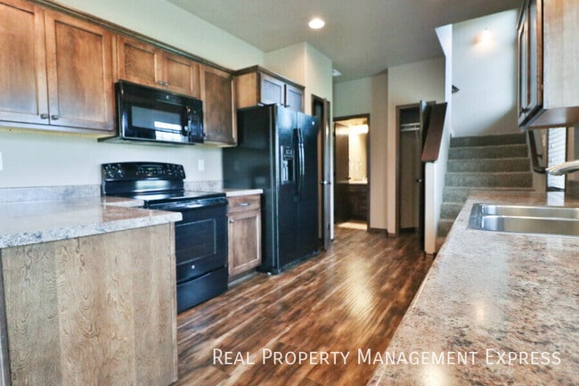 Beautiful 2 Story Townhome with Loads of A