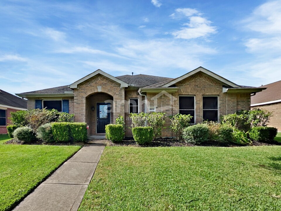 2013 Tranquility Ln in League City, TX - Building Photo