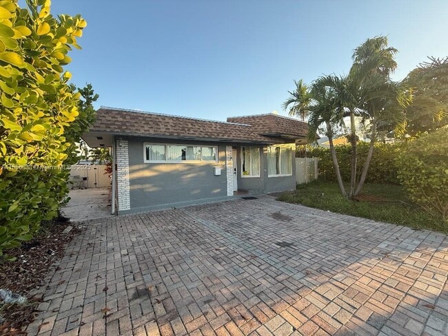 property at 716 NE 7th St