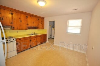 2 McDonald Rd in Hampton, VA - Building Photo - Building Photo