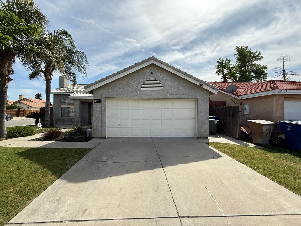 7400 Chilibre St in Bakersfield, CA - Building Photo