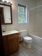 340 Hyatt Ln, Unit Unit A in Morehead, KY - Building Photo - Building Photo