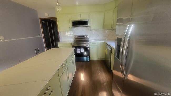 34 Manitou Ave in Poughkeepsie, NY - Building Photo - Building Photo