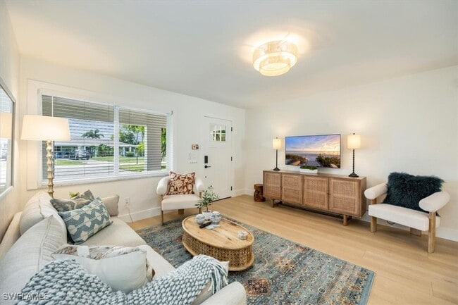 property at 4523 Fluvia Ave