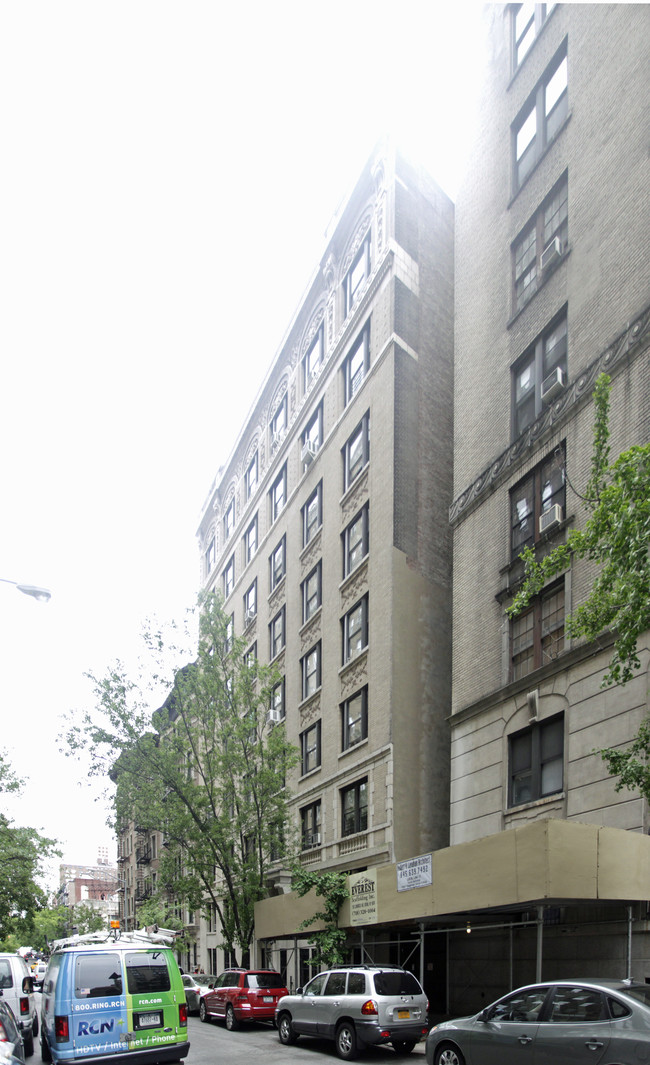 250 W 104th St in New York, NY - Building Photo - Building Photo