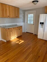 27 Elm St, Unit #1 in Methuen, MA - Building Photo - Building Photo