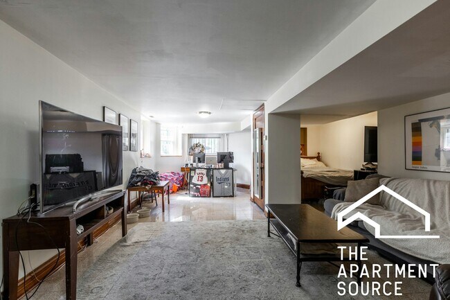 844 W Aldine Ave in Chicago, IL - Building Photo - Building Photo