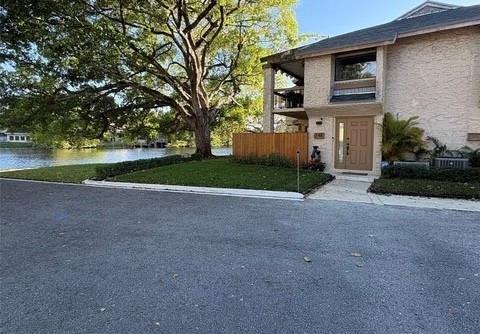 property at 148 Wimbledon Lakes Dr