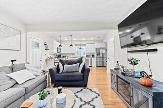 57 Buffum St in Salem, MA - Building Photo - Building Photo