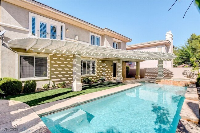 520 Proud Eagle Ln in Las Vegas, NV - Building Photo - Building Photo