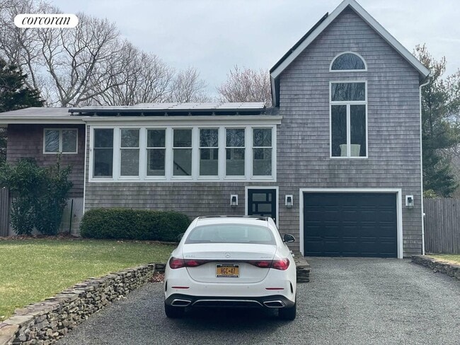 property at 86 Runnymede Dr