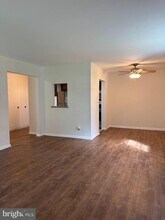 338 Drummers Ln-Unit -338 in Wayne, PA - Building Photo - Building Photo