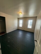 330 2nd St, Unit Apt B in Pitcairn, PA - Building Photo - Building Photo