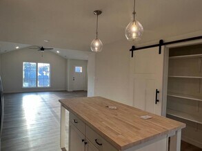 125 N Luna Ln in Columbia, MO - Building Photo - Building Photo