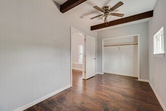 500 E Main St in Denison, TX - Building Photo - Building Photo