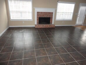 6855 River Island Cir in Buford, GA - Building Photo - Building Photo