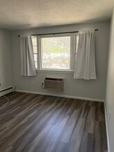 81 Trapelo Rd in Waltham, MA - Building Photo - Building Photo