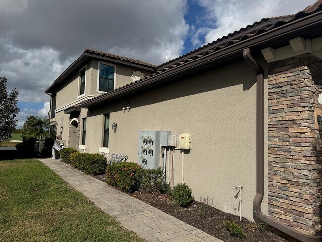 5916 Wake Forest Run in Bradenton, FL - Building Photo - Building Photo