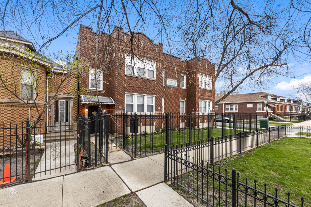 6455 S Fairfield Ave in Chicago, IL - Building Photo