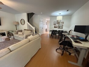 169 Marquis Ct in Matthews, NC - Building Photo - Building Photo