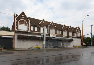 2702-2706 Troost Ave in Kansas City, MO - Building Photo - Building Photo