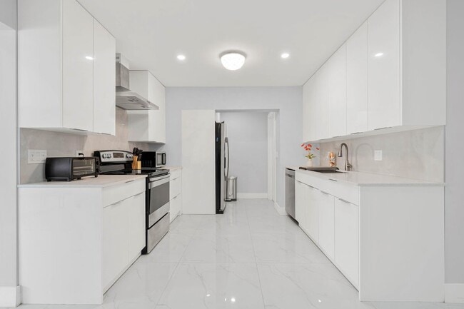 property at 255 Glouchester St