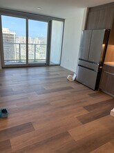 825 Keeaumoku St, Unit 3605 in Honolulu, HI - Foto de edificio - Building Photo