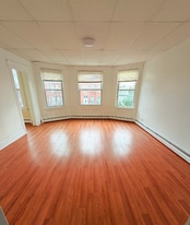 520 N 3rd St in East Newark, NJ - Building Photo