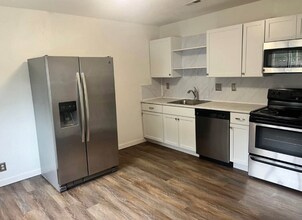 4704 W Murdock St in Wichita, KS - Building Photo - Building Photo