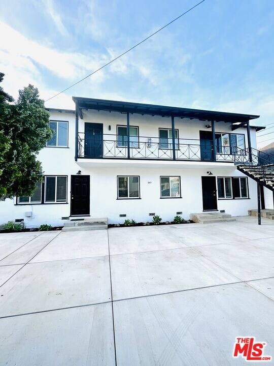 249 S Catalina Ave in Pasadena, CA - Building Photo