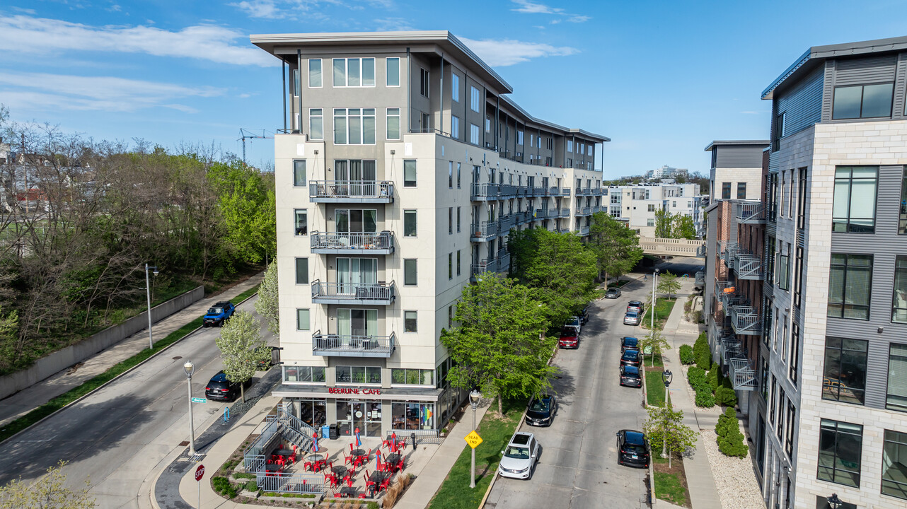 Union Point in Milwaukee, WI - Building Photo