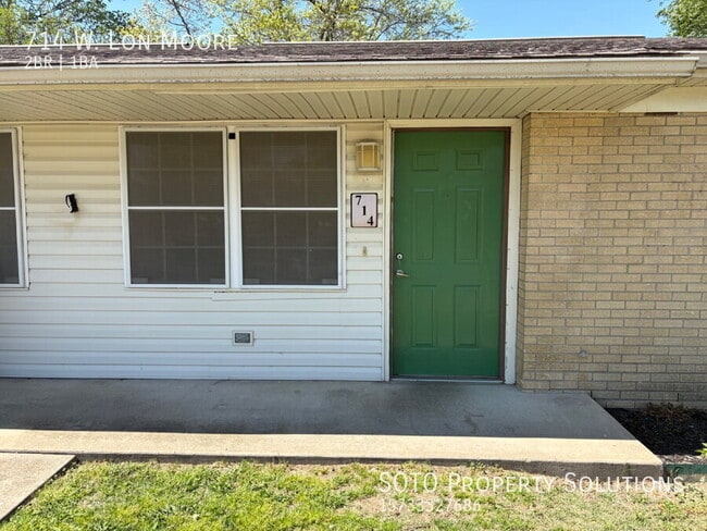 property at 714 Lon Moore St