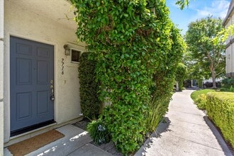 7716 George River Ln in Sacramento, CA - Building Photo - Building Photo
