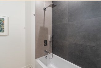 4500 N Clark St in Chicago, IL - Building Photo - Building Photo