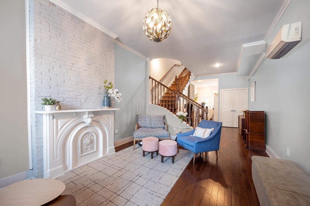 23 Belmont Ave in Jersey City, NJ - Building Photo