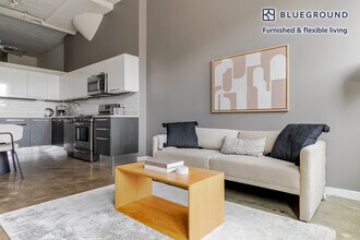 1313 W Randolph St in Chicago, IL - Building Photo - Building Photo