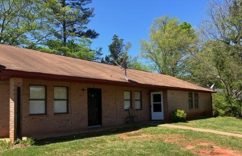 340 Tanglewood Dr in Monroe, GA - Building Photo