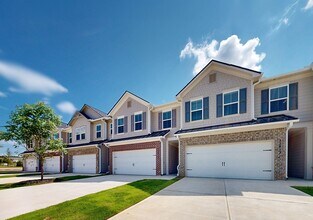 The Forum in Covington, GA - Building Photo - Building Photo