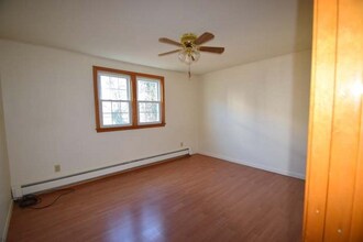 174 Upper County Rd in Dennis, MA - Building Photo - Building Photo