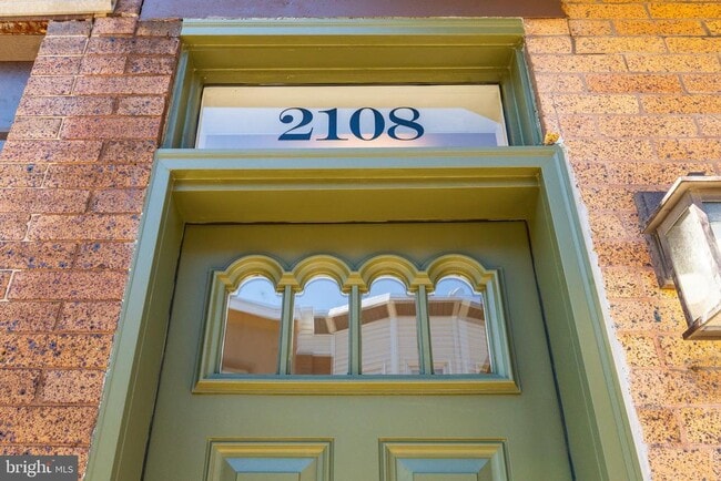 property at 2108 S Garnet St