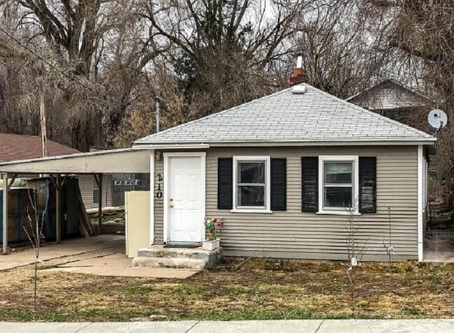 property at 210 8th St