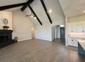 252 Harvard Ln in Springtown, TX - Building Photo - Building Photo