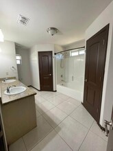 3024 Whitetail Dr in Weslaco, TX - Building Photo - Building Photo