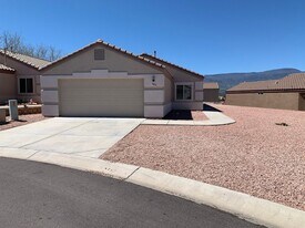 5005 E Catalina Ct in Cornville, AZ - Building Photo