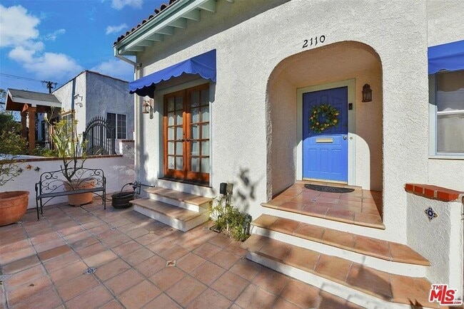 2110 Overland Ave in Los Angeles, CA - Building Photo - Building Photo