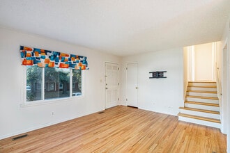 8420 N Virginia Ave in Kansas City, MO - Building Photo - Building Photo