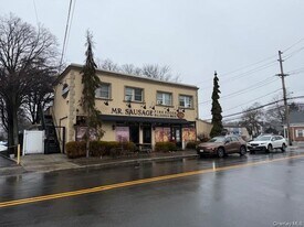 3 Union Pl in Huntington, NY - Building Photo