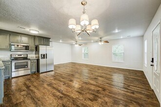 607 E 43rd St in Houston, TX - Building Photo - Building Photo