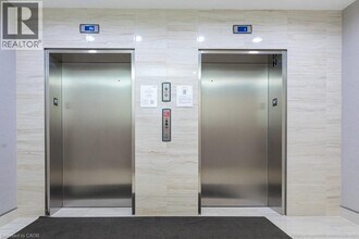 81 Robinson St in Hamilton, ON - Building Photo - Building Photo