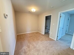 217 Brooks Cir in Winchester, VA - Building Photo - Building Photo